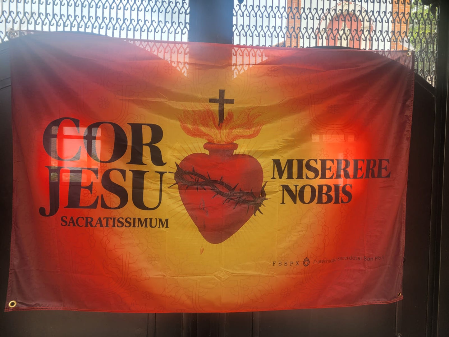 Bandera del Sagrado Corazón de Jesús (grande)